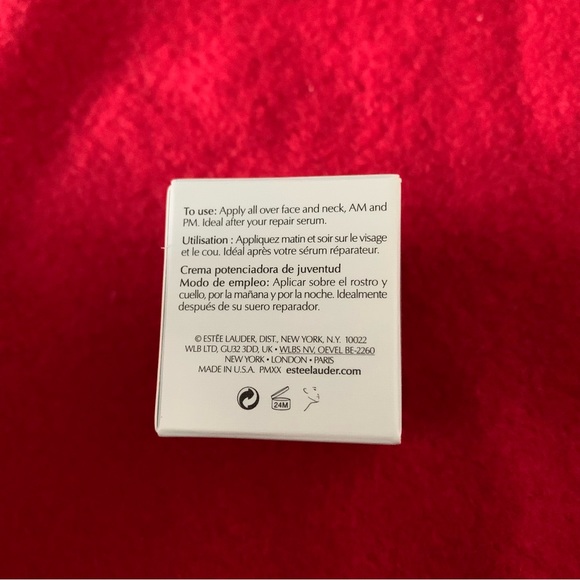 Estee lauder revitalizing supreme youth power creme trial size - Picture 11 of 14